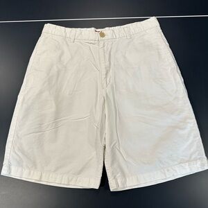 IZOD Men’s Flat Front White Khaki Shorts Size 33